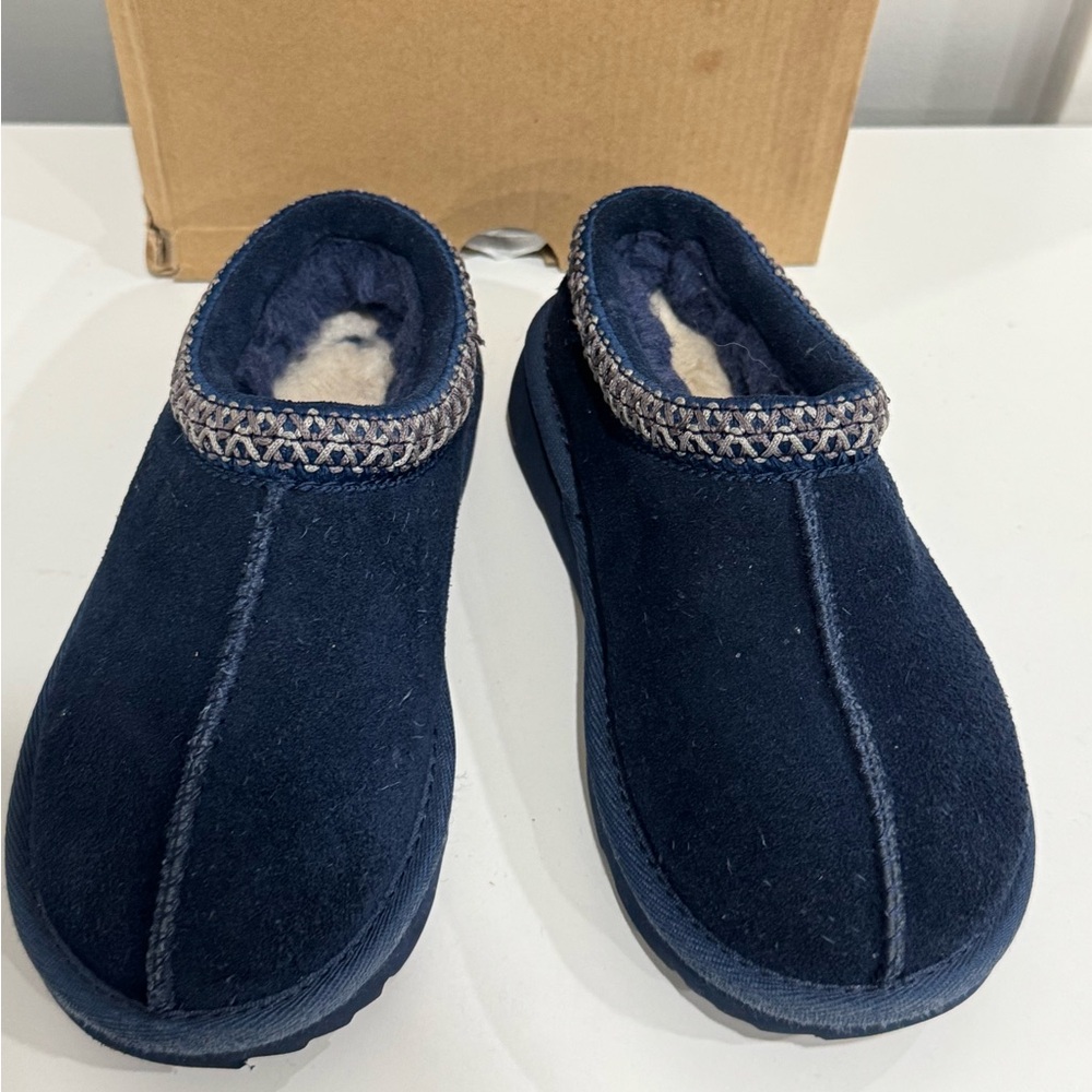 Ugg